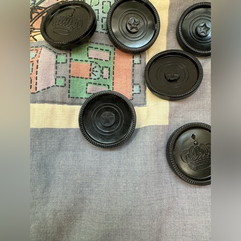 Checker Pieces - Picture 7 of 8